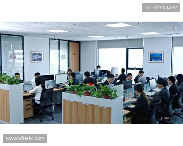 六合彩集团娱乐平台专业的客服团队，全天候为用户提供贴心的咨询与帮助